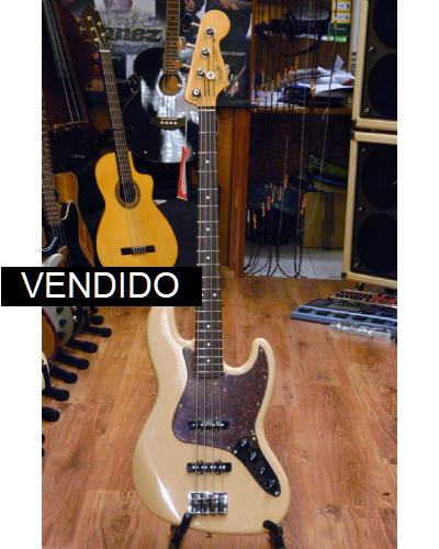 Fender Deluxe Power Jazz Bass Honey Blonde