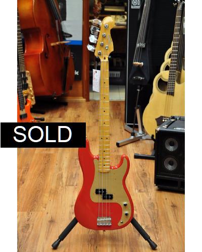 Fender Classic Series 50's P Bass Fiesta Red MN