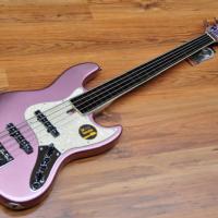 Sire Marcus Miller V7 Alder-5 Fretless (2nd Gen) BURGUNDY
