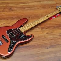 Fender Player Plus Active Jazz Bass Candy Apple Red
