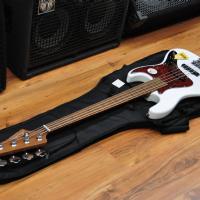 Bacchus Global Series WL4 STD RSM Jazz Bass White with Roasted neck