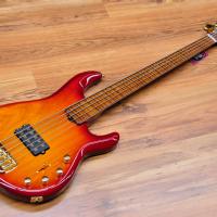 Ernie Ball Music Man BFR Stingray5 Special Fretless Fuego