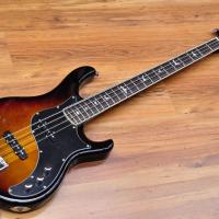 PRS SE Kestrel Bass Sunburst