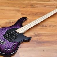 Dingwall Combustion 3 pickup 4 string Ultra Violet