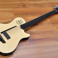 Godin A5 Ultra Natural Fretless A/E