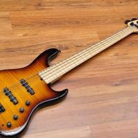 Sadowsky NYC Custom Will Lee Signature 22 Fret 5 string 3 Tone Sunburst