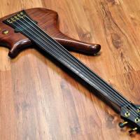 Marleaux Diva 5 Fretless (B Stock)