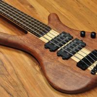 Warwick Corvette NT5 Bubinga