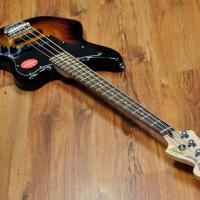 Squier Vintage Modified Jaguar Bass Special Sunburst
