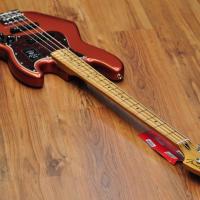 Fender Player Plus Active Jazz Bass Candy Apple Red