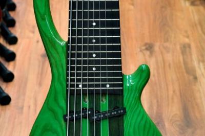 9 string Custom bass Body Large - 