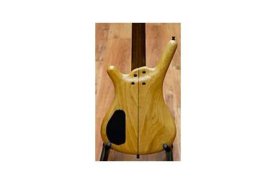 Warwick Corvette SE 4 detras -  Warwick Corvette SE 4 detras -
