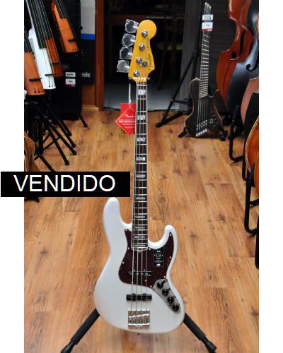 Fender American Ultra Jazz Bass Arctic White