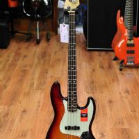 Fender Amercian Professional Jazz Bass LTD-FMT Aged Cherry Burst