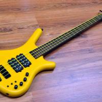 Warwick Corvette $$ 4 SE YELLOW NEON