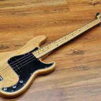 Fender LTD 70's P BASS MN NAT