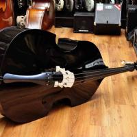 Stentor Rockabilly Bass (con cuerdas de Nylon Rotosound)