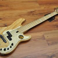 Sire Marcus Miller P7 Swamp Ash 5 Natural 2nd Generation