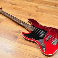 Fender Aerodyne Jazz Bass Candy Apple Red LH (usado)