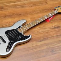 Fender Vintera 70s Jazz Bass Inca Silver