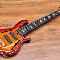 Mensinger Joker Bass 6 Semihollow Brandy Breath