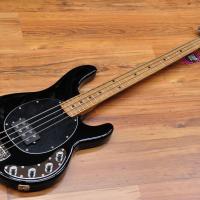 Ernie Ball Music Man Stingray Special 4 H Roasted Neck Black