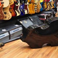 Stentor Rockabilly Bass (con cuerdas de Nylon Rotosound)
