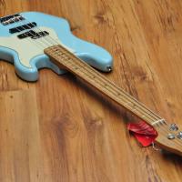 Fender LTD American Professional PJ MN Rstnk Daphne Blue