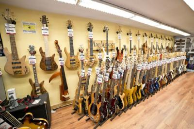 Doctorbass.net, Burgos, Spain. March 2014. Photo by Alberto Uyarra - Doctorbass.net, Burgos, Spain. March 2014. Photo by Alberto Uyarra -